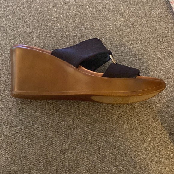 Italian Shoemakers Black Nylon Brass And Leather Wedge Sandal Womens Size 9 - Picture 9 of 15